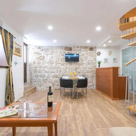 New La Barca Old Town Appartement *